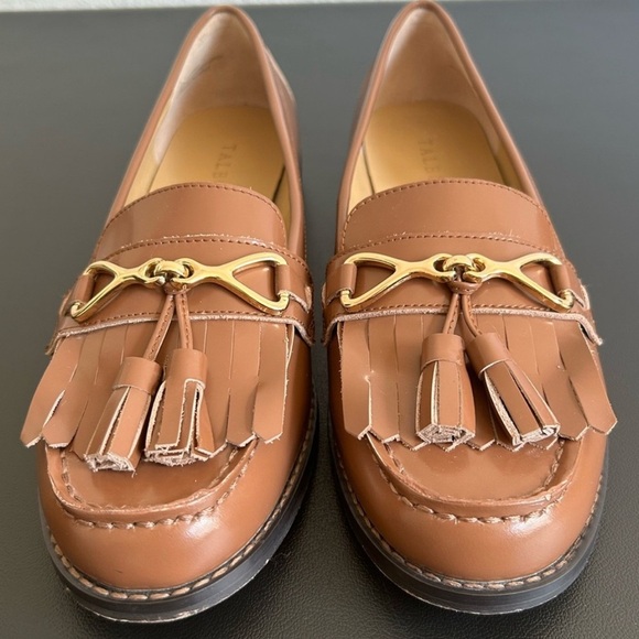 TALBOTS Size 7.5 Chestnut Laura Tasseled Leather Loafers GOLD HARDWARE - Picture 3 of 6